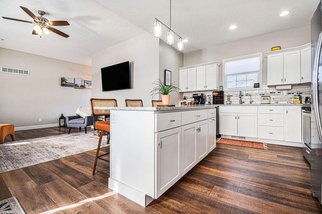 6115 E 125 S, Knox, IN 46534