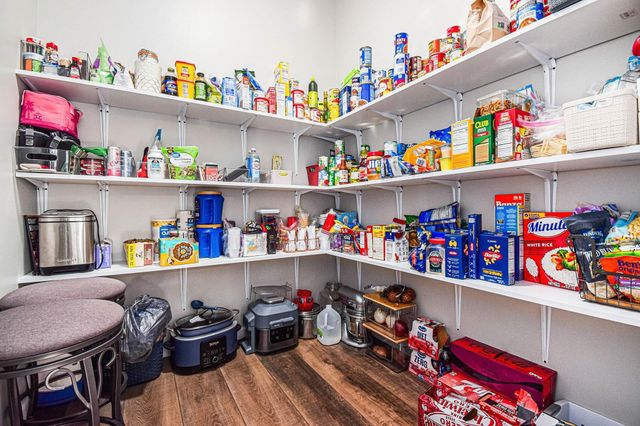 6115 E 125 S, Knox, IN 46534