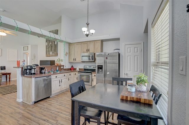 8801 Stewart Street, Cross Roads, TX 76227