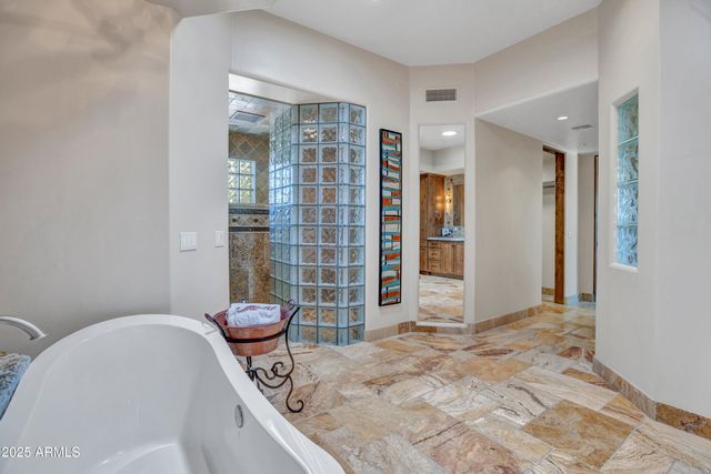 10040 E HAPPY VALLEY Road 64, Scottsdale, AZ 85255