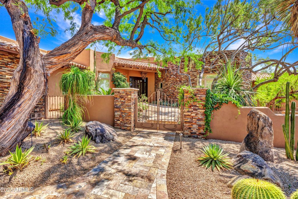 10040 E HAPPY VALLEY Road 64, Scottsdale, AZ 85255