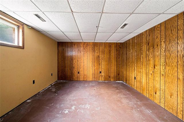 327 Marshall Street, Chippewa Falls, WI 54729