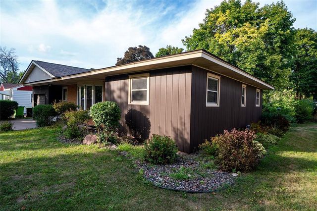327 Marshall Street, Chippewa Falls, WI 54729