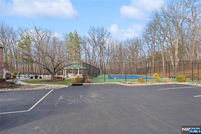 4 Richmond Road 215, West Milford, NJ 07480