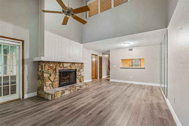 2830 COUNTRYSIDE BOULEVARD 223, Clearwater, FL 33761