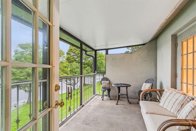 2830 COUNTRYSIDE BOULEVARD 223, Clearwater, FL 33761
