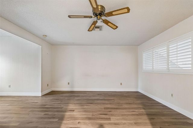 2830 COUNTRYSIDE BOULEVARD 223, Clearwater, FL 33761