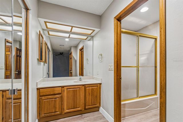 2830 COUNTRYSIDE BOULEVARD 223, Clearwater, FL 33761