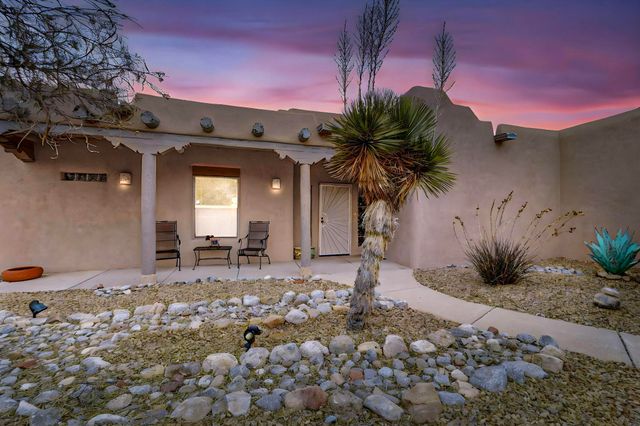 39 PINE Road, Placitas, NM 87043