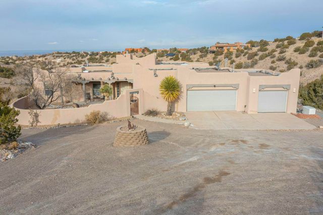 39 PINE Road, Placitas, NM 87043