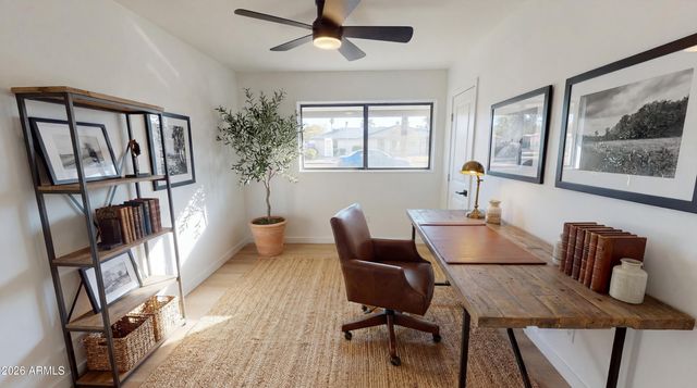 2824 N 71st Place, Scottsdale, AZ 85257