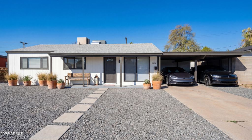 Image 17 of property listing at 2824 N 71st Place, Scottsdale, AZ 85257