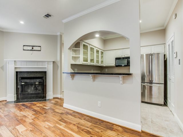 4102 Buena Vista Street 10, Dallas, TX 75204