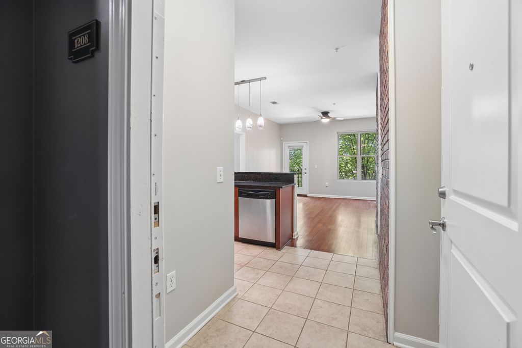 870 Mayson Turner Road NW 1208, Atlanta, GA 30314