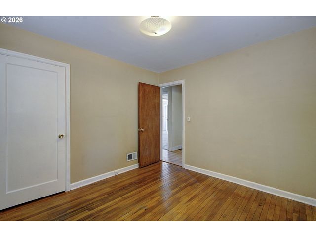 510 ASH St, Vancouver, WA 98661
