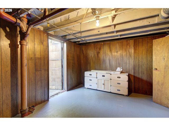 510 ASH St, Vancouver, WA 98661