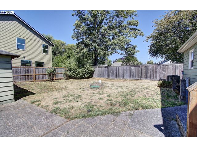 510 ASH St, Vancouver, WA 98661