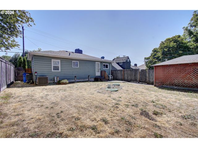 510 ASH St, Vancouver, WA 98661