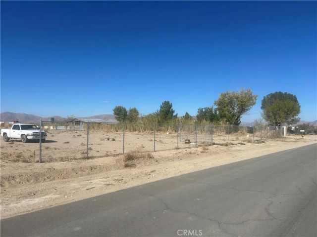 11482 Locust, Lucerne Valley, CA 92356