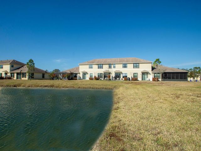 10106 W Villa Circle, Vero Beach, FL 32966