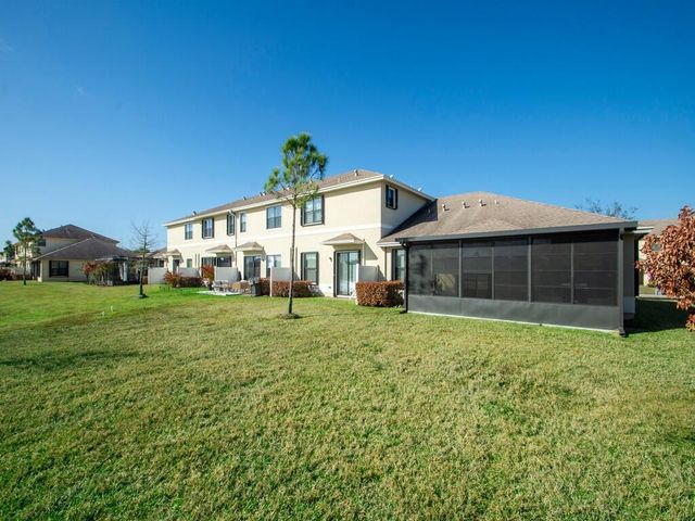 10106 W Villa Circle, Vero Beach, FL 32966