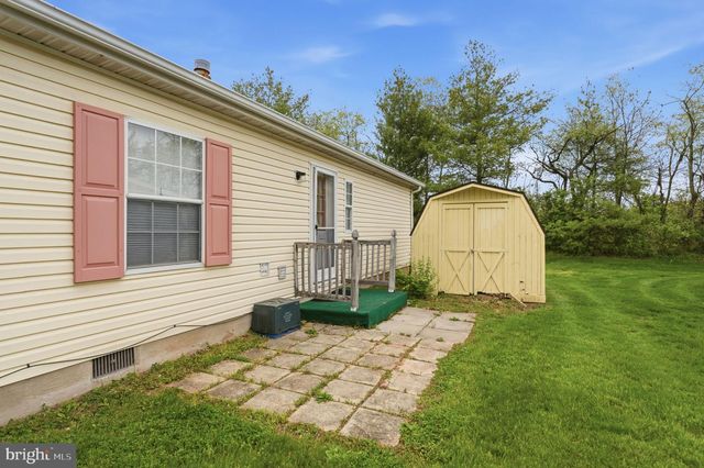 36 BENTWOOD CIR, Harleysville, PA 19438