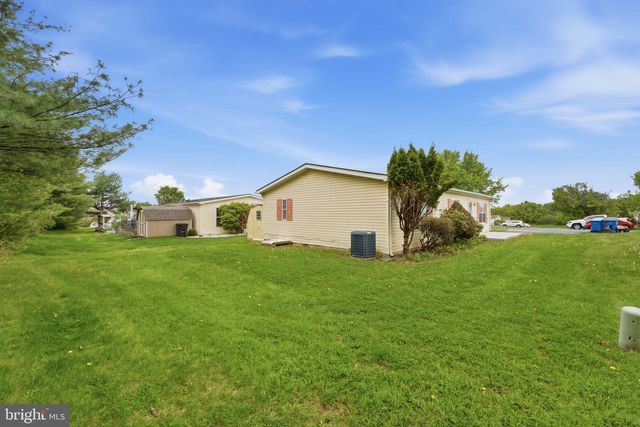 36 BENTWOOD CIR, Harleysville, PA 19438