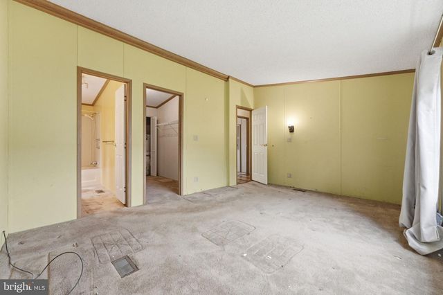 36 BENTWOOD CIR, Harleysville, PA 19438