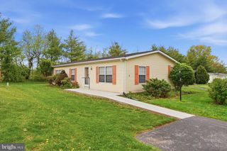 36 BENTWOOD CIR, Harleysville, PA 19438