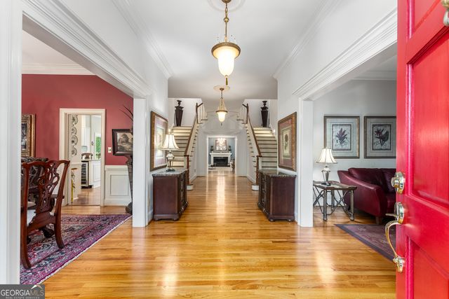 9035 River Run, Sandy Springs, GA 30350