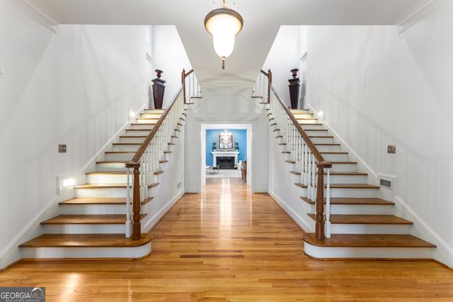 9035 River Run, Sandy Springs, GA 30350