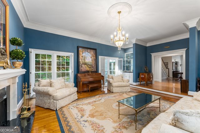 9035 River Run, Sandy Springs, GA 30350