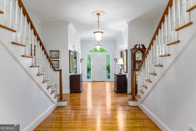 9035 River Run, Sandy Springs, GA 30350