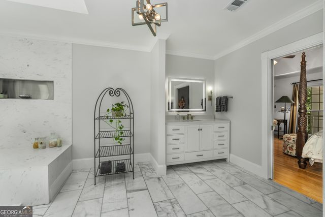 9035 River Run, Sandy Springs, GA 30350