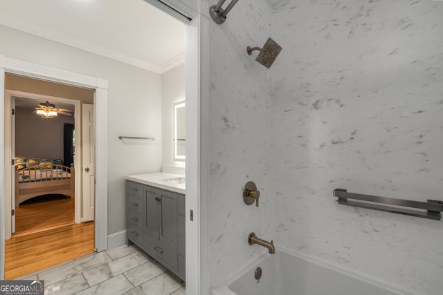 9035 River Run, Sandy Springs, GA 30350