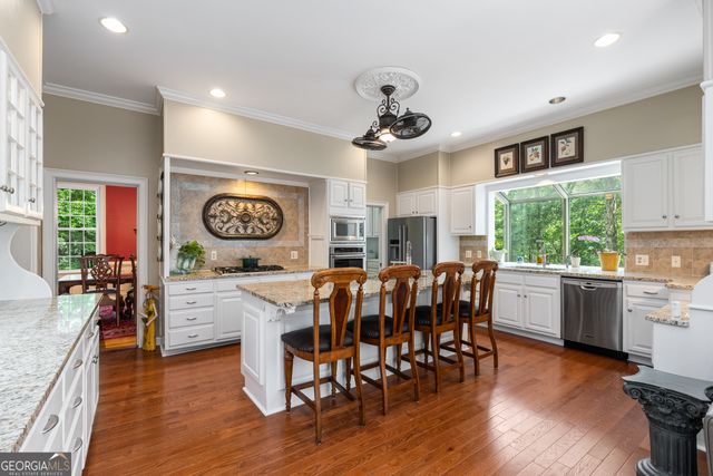 9035 River Run, Sandy Springs, GA 30350
