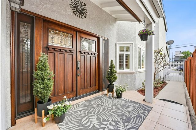 219 Memphis Ave, Huntington Beach, CA 92648