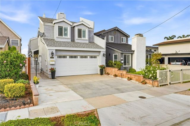 219 Memphis Ave, Huntington Beach, CA 92648