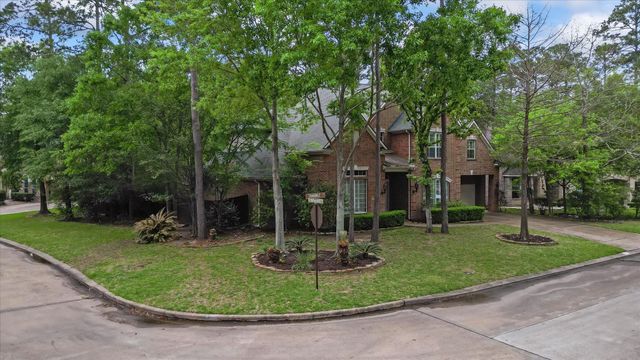 66 Chamomile Court, The Woodlands, TX 77382