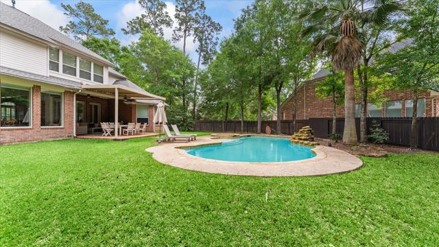 66 Chamomile Court, The Woodlands, TX 77382