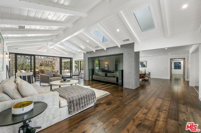 24884 Jim Bridger Road, Hidden Hills, CA 91302