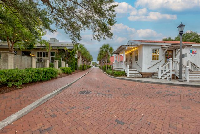 2 Venice Court, Beaufort, SC 29907