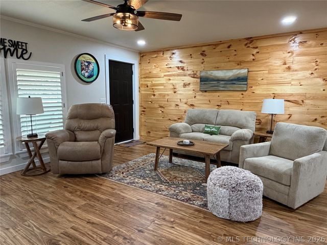 285 Council Tree Drive, Canadian, OK 74425