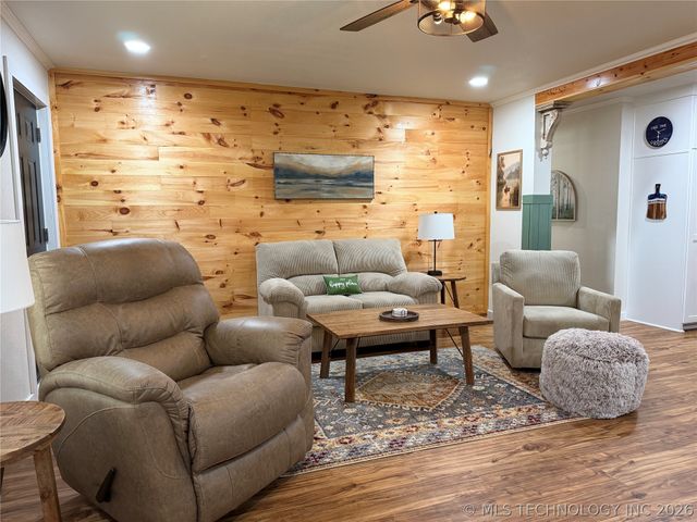 285 Council Tree Drive, Canadian, OK 74425