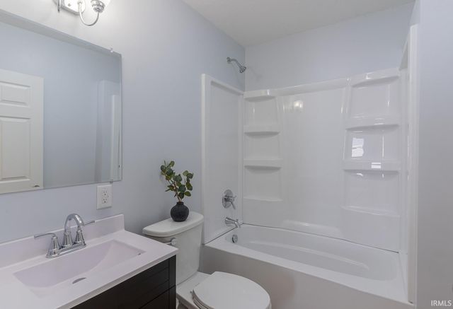 931 Emerson Avenue, South Bend, IN 46615