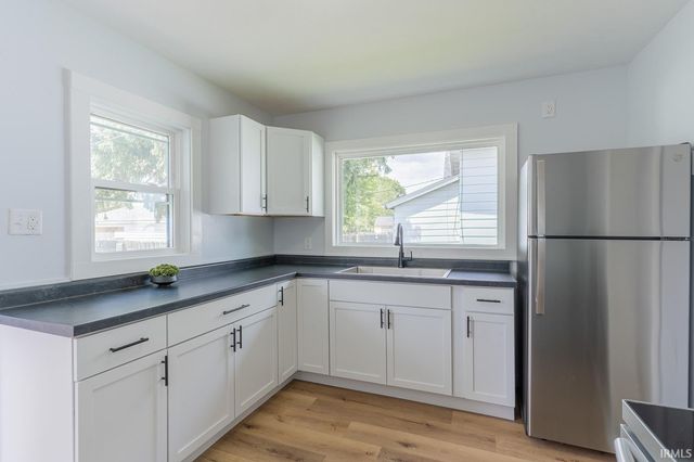 931 Emerson Avenue, South Bend, IN 46615