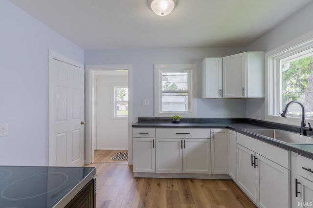 931 Emerson Avenue, South Bend, IN 46615