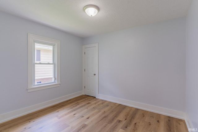 931 Emerson Avenue, South Bend, IN 46615