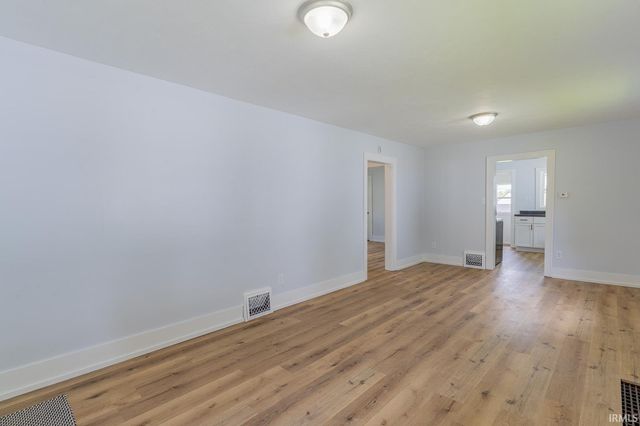 931 Emerson Avenue, South Bend, IN 46615
