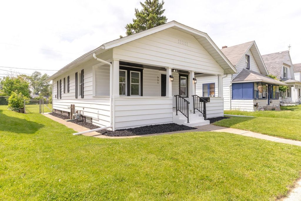 931 Emerson Avenue, South Bend, IN 46615